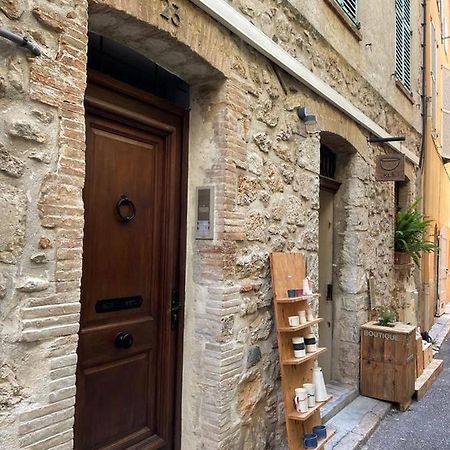 Appartements Climatises - Vieil 昂蒂布 外观 照片