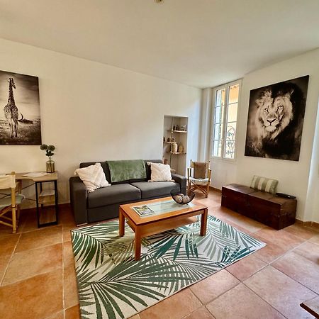 Appartements Climatises - Vieil 昂蒂布 外观 照片