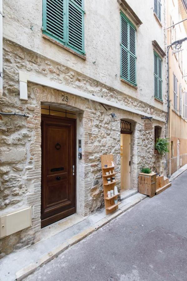 Appartements Climatises - Vieil 昂蒂布 外观 照片