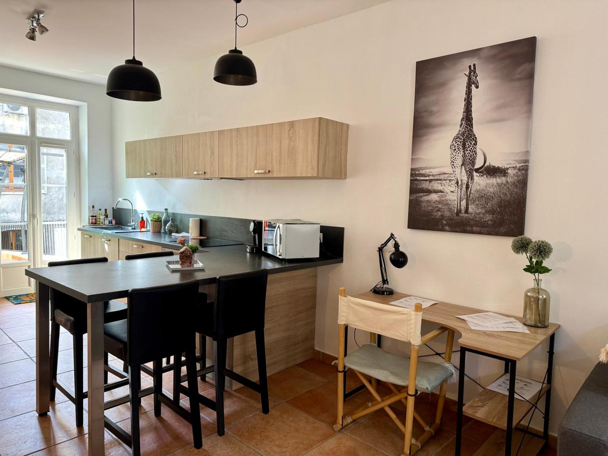 Appartements Climatises - Vieil 昂蒂布 外观 照片