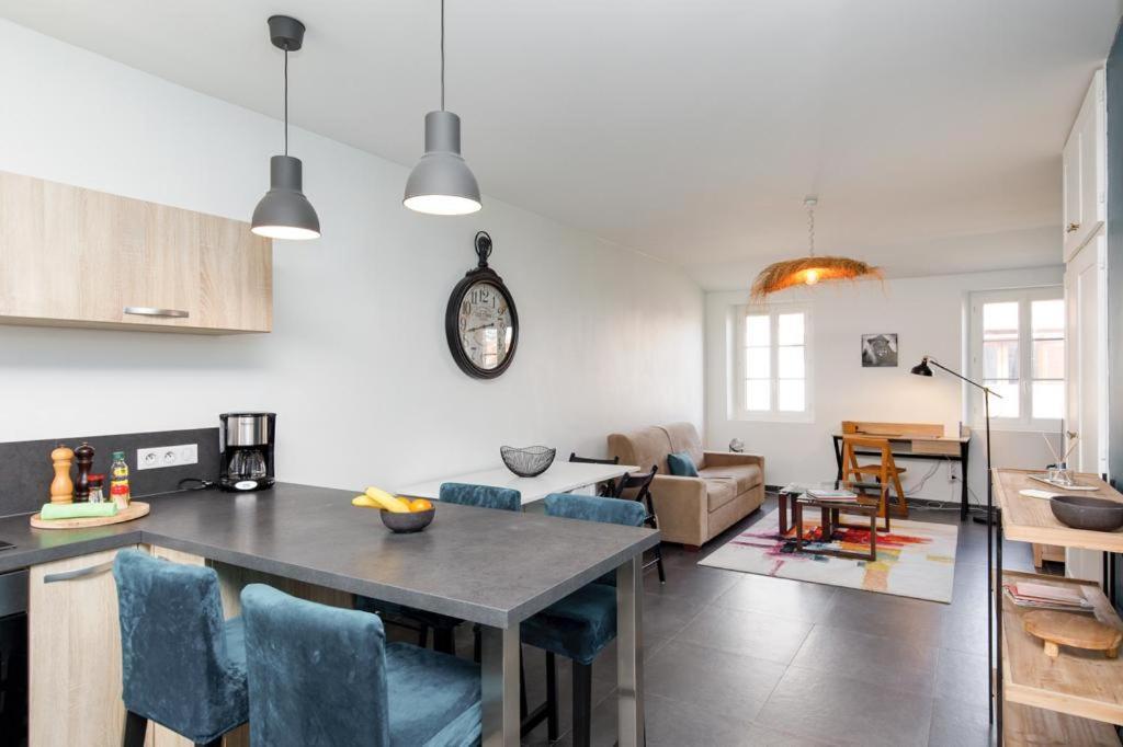 Appartements Climatises - Vieil 昂蒂布 外观 照片