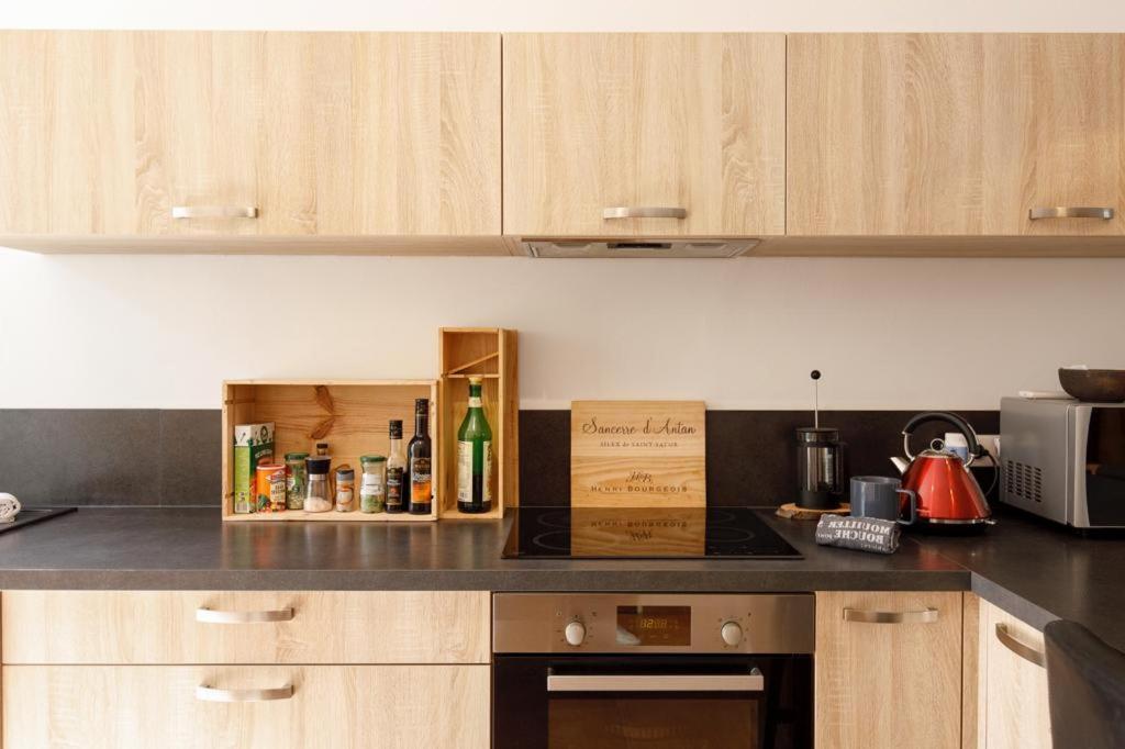 Appartements Climatises - Vieil 昂蒂布 外观 照片